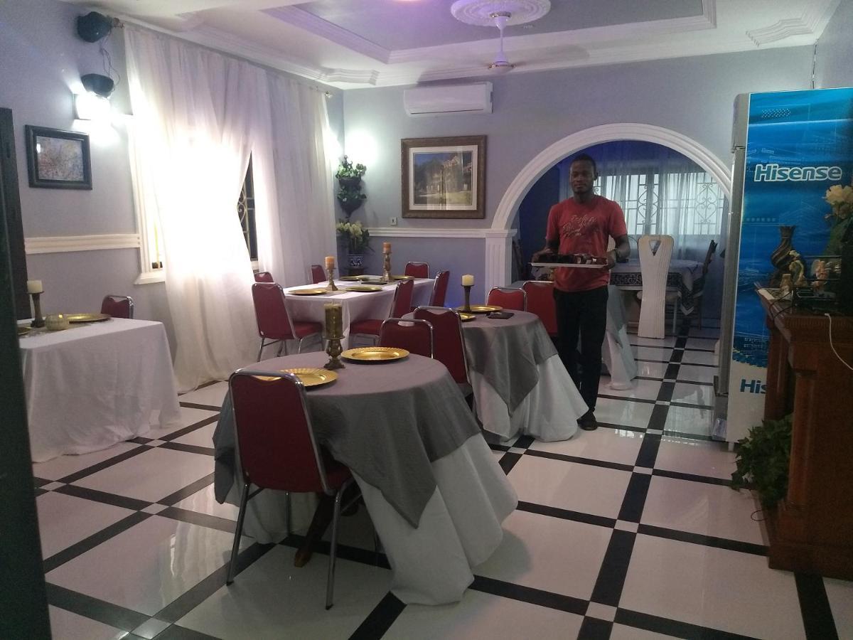 Taifa The Winford Boutique Hotel Achimota מראה חיצוני תמונה