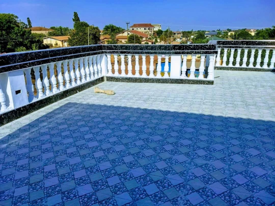 Taifa The Winford Boutique Hotel Achimota מראה חיצוני תמונה