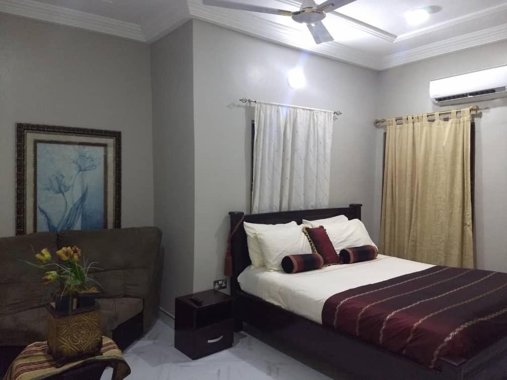 Taifa The Winford Boutique Hotel Achimota מראה חיצוני תמונה