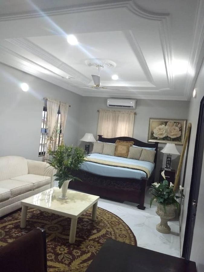 Taifa The Winford Boutique Hotel Achimota מראה חיצוני תמונה